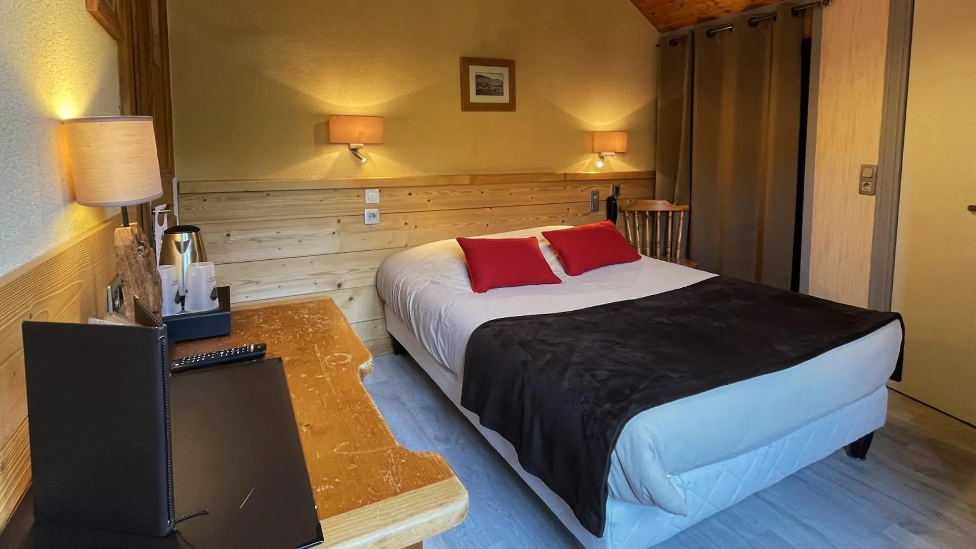 *** Hotel Logis Hotel&Spa Beau-Site Saint-Jean-de-Sixt Frankrijk