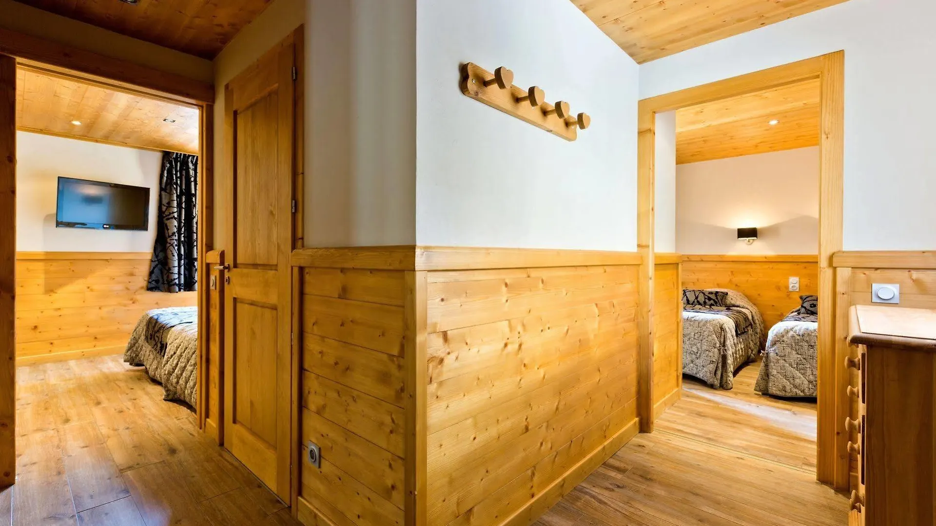 *** Hotel Logis Hotel&Spa Beau-Site Saint-Jean-de-Sixt Frankrijk