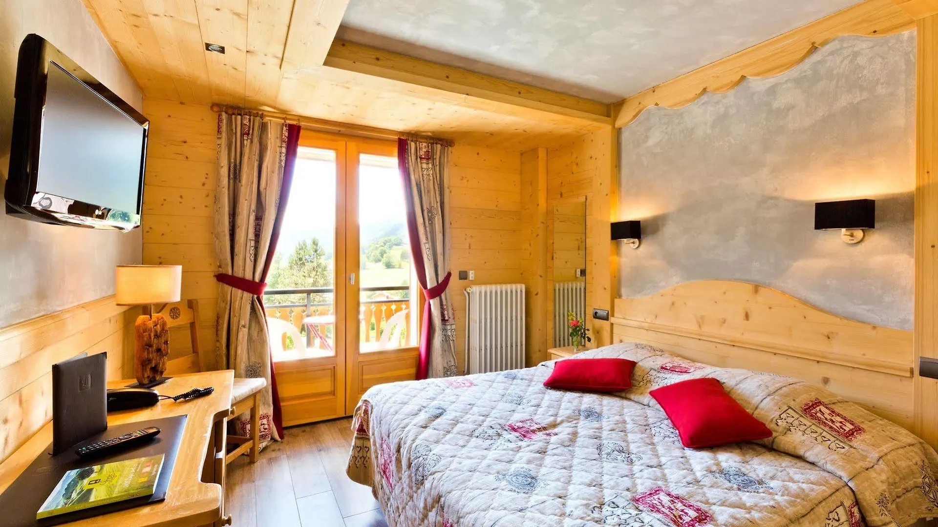 Logis Hotel & Spa Beau-Site 3*, Saint-Jean-de-Sixt