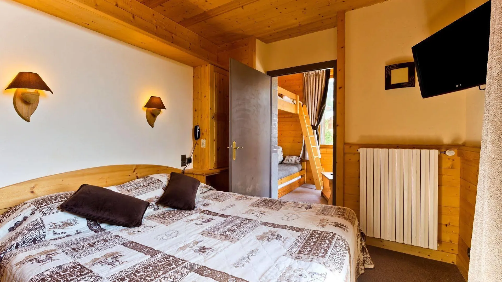 Logis Hotel&Spa Beau-Site Saint-Jean-de-Sixt Hotel