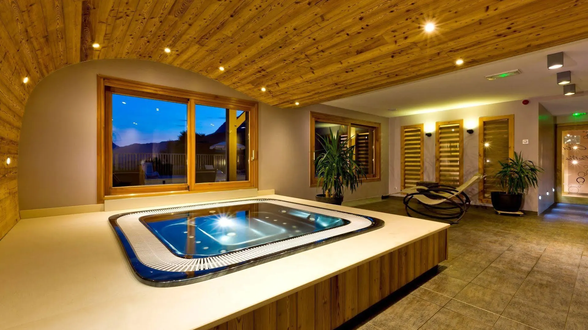 ***  Logis Hotel & Spa Beau-Site France